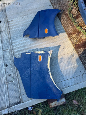 Transporter sol çamurluk