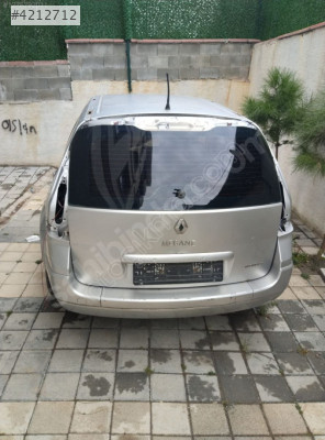 Megan 2 arka tampon station