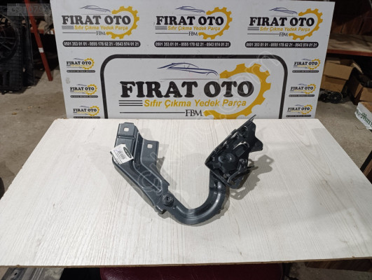 A2068803901 MERCEDES C200 C300 W206 SAG KAPUT MENTEŞESİ
