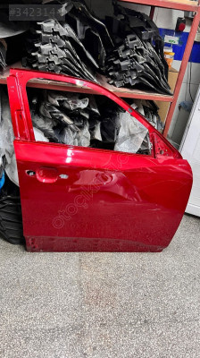 PEUGEOT 2008 SAĞ ÖN KAPI ORJİNAL ÇIKMA
