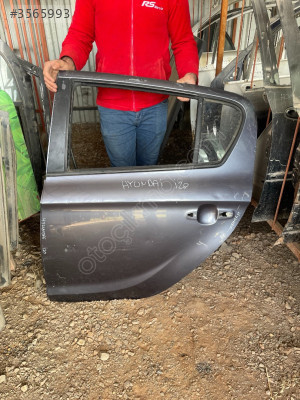 HYUNDAİ İ20 SOL ARKA KAPI ÇIKMA ORJİNAL