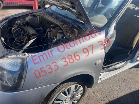Renault Clio 2 sol ön çamurluk