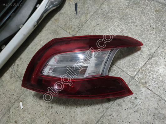 Yeni 308 Sağ Arka Dış Stop Orjinal 9677817580