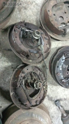 Renault Laguna 1 arka fren tablaları