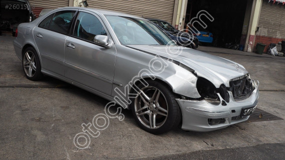 Mercedes E-Class için Dolu Silindir Kapak Blok ve Piston Pa