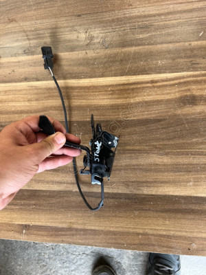 KİA STONİC MOTOR KAPUT KİLİDİ ORİJİNAL ÇIKMA YEDEK PARÇA