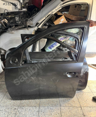 DACİA SANDERO SOL ÖN KAPI SIFIR ORJİNAL EYUPCAN OTO'DA