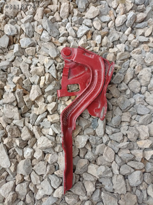 Hyundai i20 sağ motor kaput menteşesi
