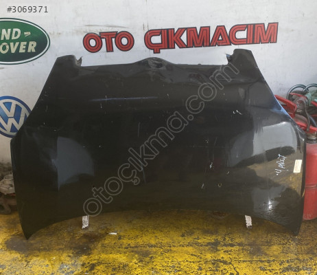 Toyota yaris motor kaputu