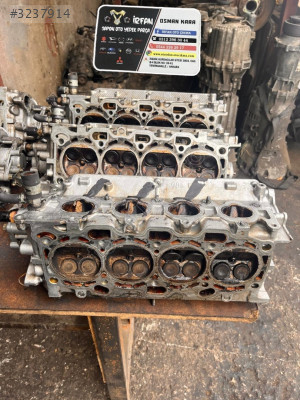 Mitsubishi Carisma 1.6 Silindir Kapak
