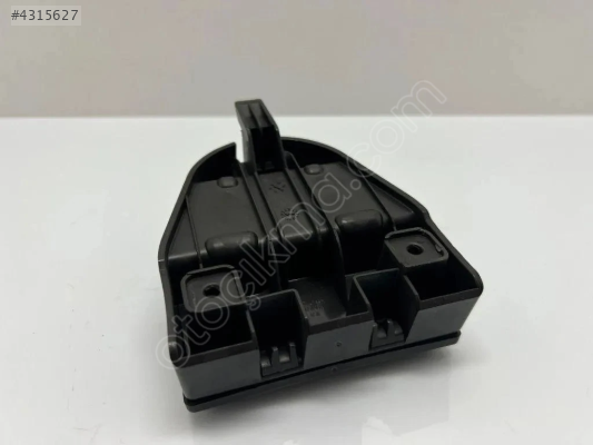 3G5860285 BAGAJ KAPAĞI REFLEKTÖR TUTUCUSU VOLKSWAGEN PASSAT 2015