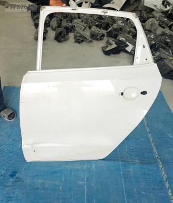 2011/2017 VW POLO BEYAZ SOL ARKA KAPI ORJINAL LOKALLİK