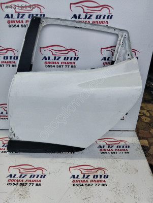 Renault clio 4 sol arka kapı