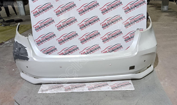 2019/2024 TOYOTA COROLLA BEYAZ ARKA TAMPON ORJINAL