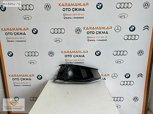 AUDİ A4 B9 SAĞ ÖN SİS ÇERÇEVESİ ORJİNAL