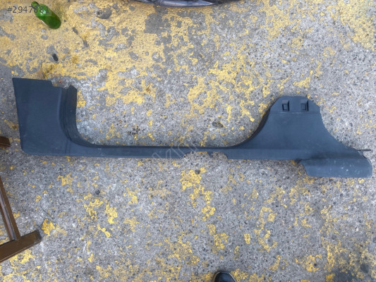 OPEL CORSA D SAĞ MARŞBİYEL İÇ BAKALİTİ SÖKME 13219432 CANCAN OPEL