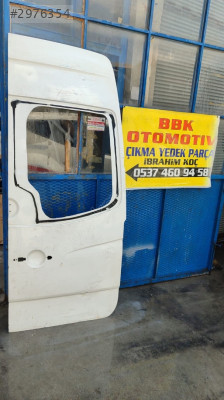 mercedes sprinter çıkma sağ arka bagaj kapısı