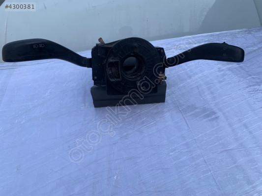 Wolksvagen Polo sinyal,silecek kolu ve zembereği