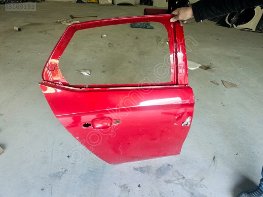 2020/2024 OPEL CORSA F KIRMIZI SAĞ ARKA KAPI ORJINAL