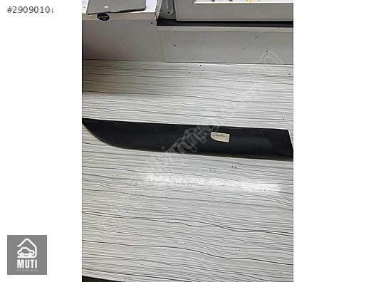 Renault megane 3 dacia arka kapı çıtası orj 828763125R