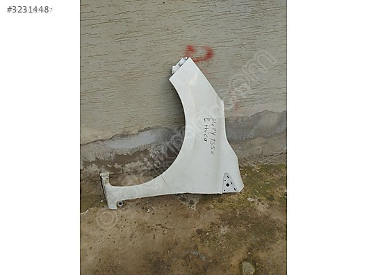 Renault Clio 4 sol ön çamurluk