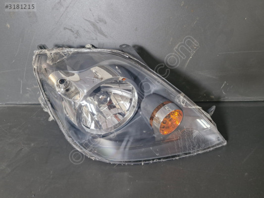 FORD FİESTA SAĞ ÖN FAR SIFIR 2005 2006 2007 2008