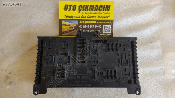 Mercedes Vito W639 Modeli için A6395450101 Sigorta Kutusu