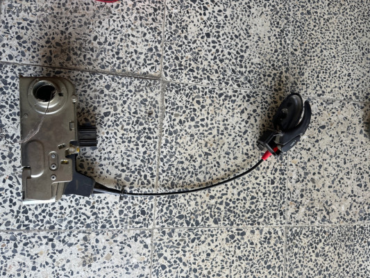 Ford transit sol ön kapı kilidi çıkma yedek parça