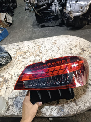 Mercedes e200 yeni kasa sağ stop