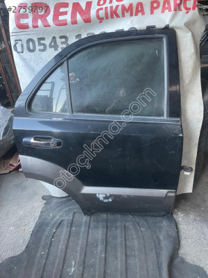Orjinal Çıkma Kia Sorento Sağ Arka Kapı