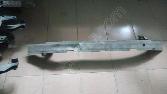 BMW 5 KASA F10 ÖN TAMPON DEMİRİ