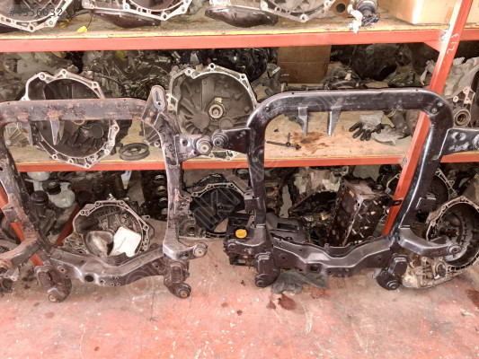 ÖZMEN OPEL ASTRA G H ÇIKMA ÖN TRAVERS ALT BEŞİK