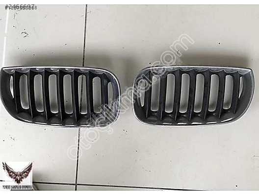 BMW X3 E83 Modeli İçin Ön Panjur Böbrek Takımı