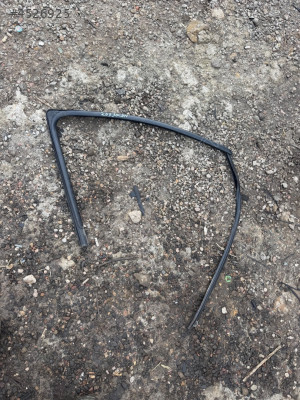 Peugeot 207 Sağ Sol Ön Kapı Camı Oluk Fitili