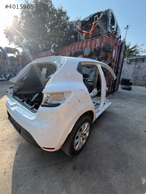 RENAULT CLİO 4 SAĞ ARKA ÇAMURLUK KESME HATASIZ