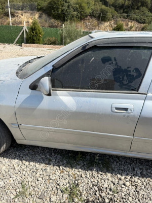 Peugeot 406 sol ön kapı