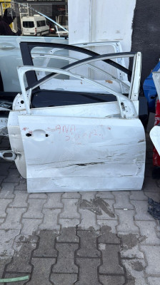 Vw Polo sağ ön kapı