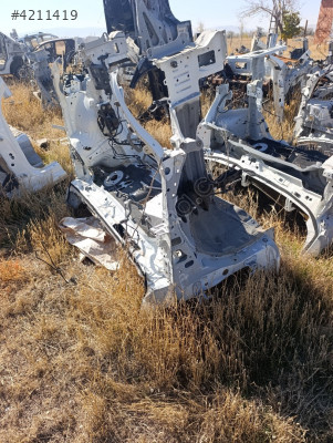 Toyota Corolla sağ sol ön podya şase