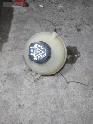 PEUGEOT 308 YEDEK SU DEPOSU