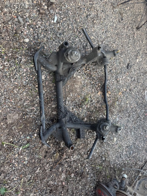 Bmw E53 X5 Ön Motor Travers Beşik