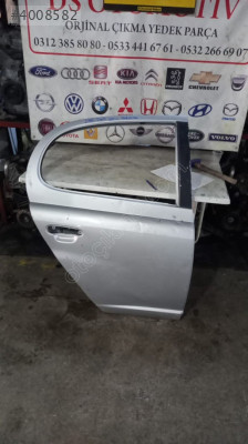 1999-2005 TOYOTA YARİS SAĞ ARKA KAPI
