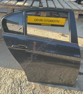 BMW 320 E 90 SAG ARKA KAPI ÇIKMA ÇEVİK OTOM