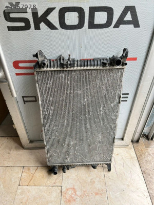 AUDİ A8 SU RADYATÖRÜ