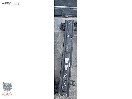 FORD FİESTA 08-12 ÇIKMA ORJİNAL ÖN TAMPON DEMİRİ