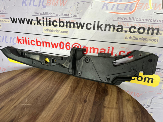 BMW G60 520İ İ5 ÇAMURLUK ÜST FİTİLİ ORJİNAL 1745A01594