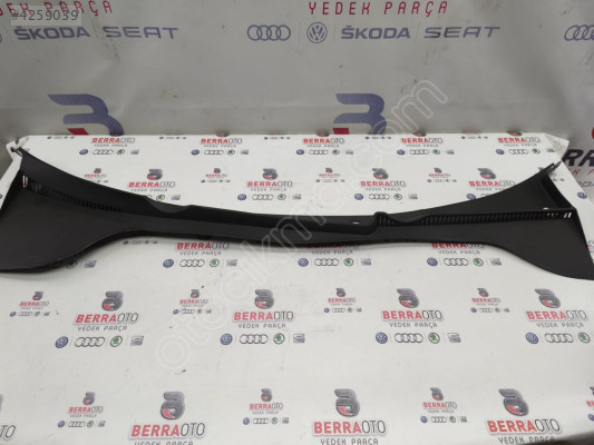 VOLKSWAGEN JETTA GOLF CAM ÖN IZGARA 2005-2011