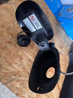 7P5809857 YAKIT DEPO KAPAĞI PORSCHE CAYENNE 7P5 DİZEL