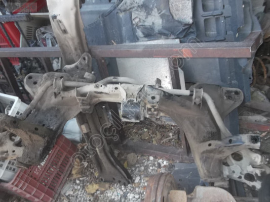 MAZDA 626 ÇIKMA MOTOR TRAVESİ ( BALON KASA )