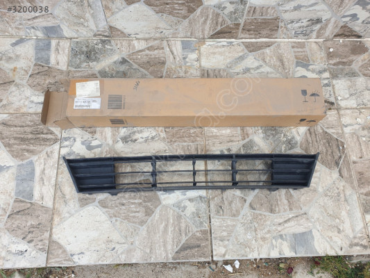 Bmw f10 ön tampon orta ızgara 51117331724 cikma orjinal