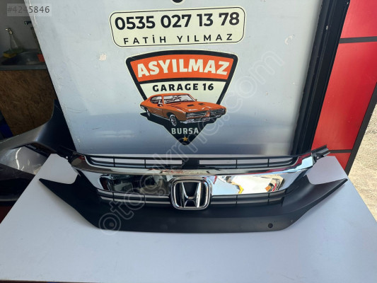 HONDA CİVİC ÖN PANJUR 2016-2018 KROM SENSÖR DELİKLİ 71121-TET-H01